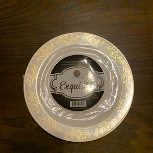 60 NEW Salad/Desert Plates - Disposable